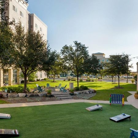 Residence Inn By Marriott San Antonio Six Flags At The Rim Extérieur photo