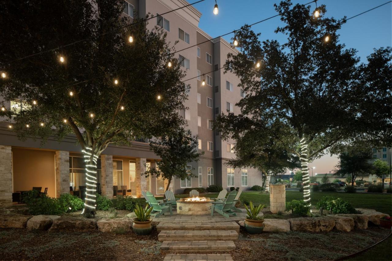 Residence Inn By Marriott San Antonio Six Flags At The Rim Extérieur photo